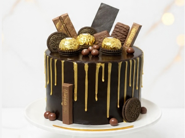 Chocolate Chips Tall Cake Design 1