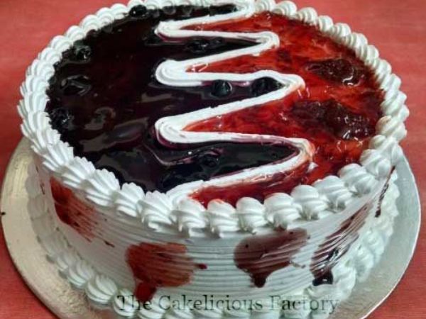 Mix Berries Cake