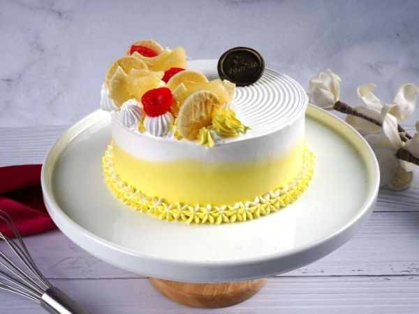 Pineapple Delight Cake