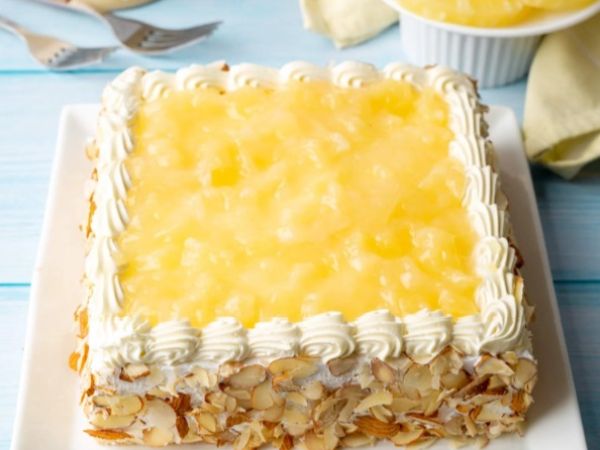 Premium Pineapple Square Cake