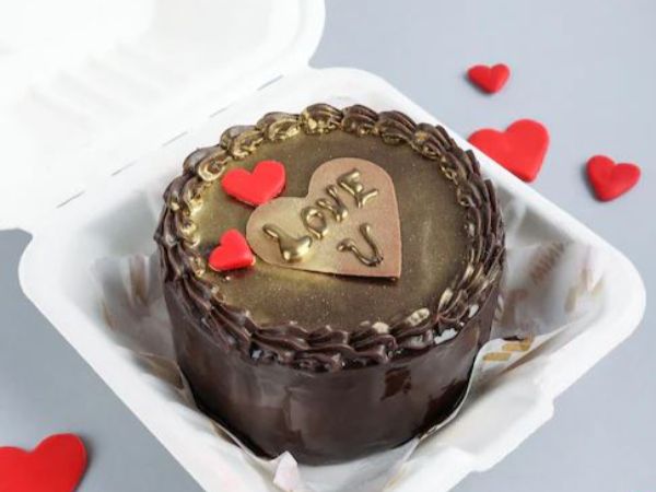 Bento Truffle Love Cake VL6