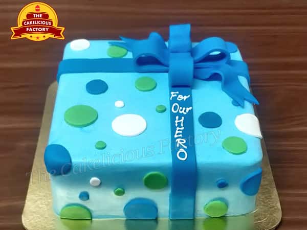 Gift Wrap Design Cake