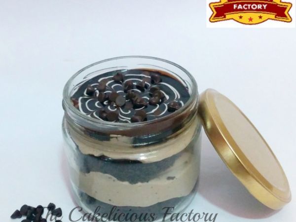 Chocolate Chips Cake Jar