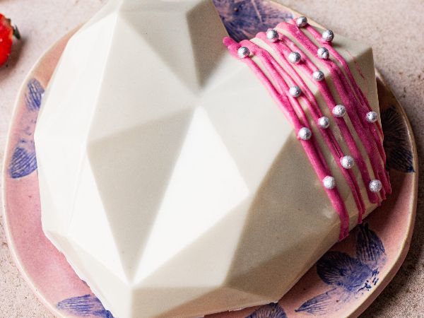 Break the Heart Pinata Cake - White