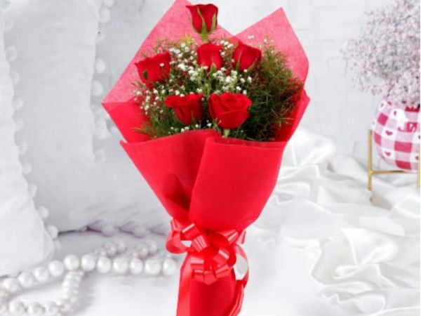 6 Red Roses Bouquet