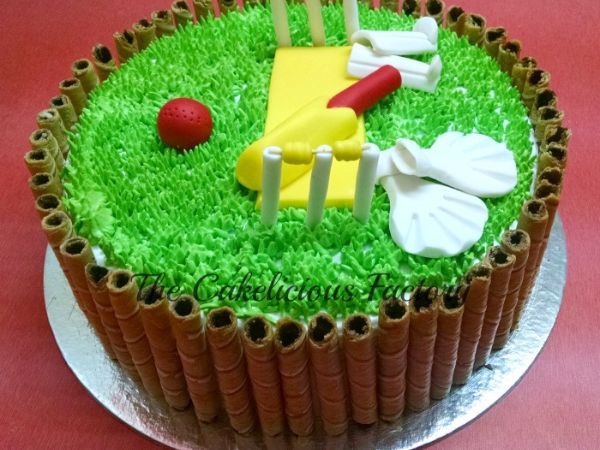 Cricket Theme Cake Design 3