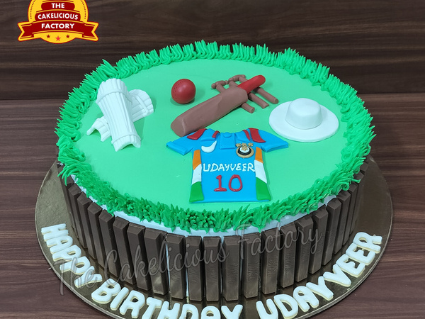 Cricket Theme Cake Design 4