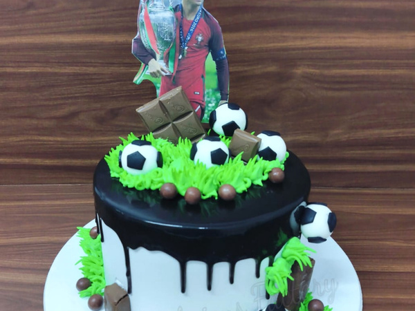 Football Theme Cake Design 2