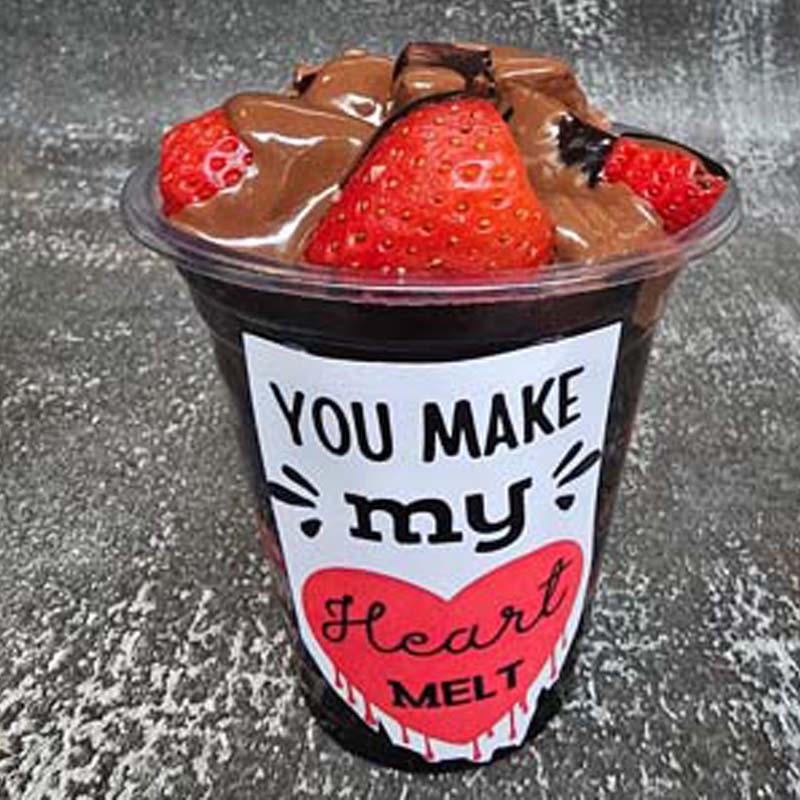 Strawberry chocolate cup