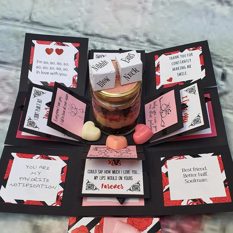 Valentine  explosion Box