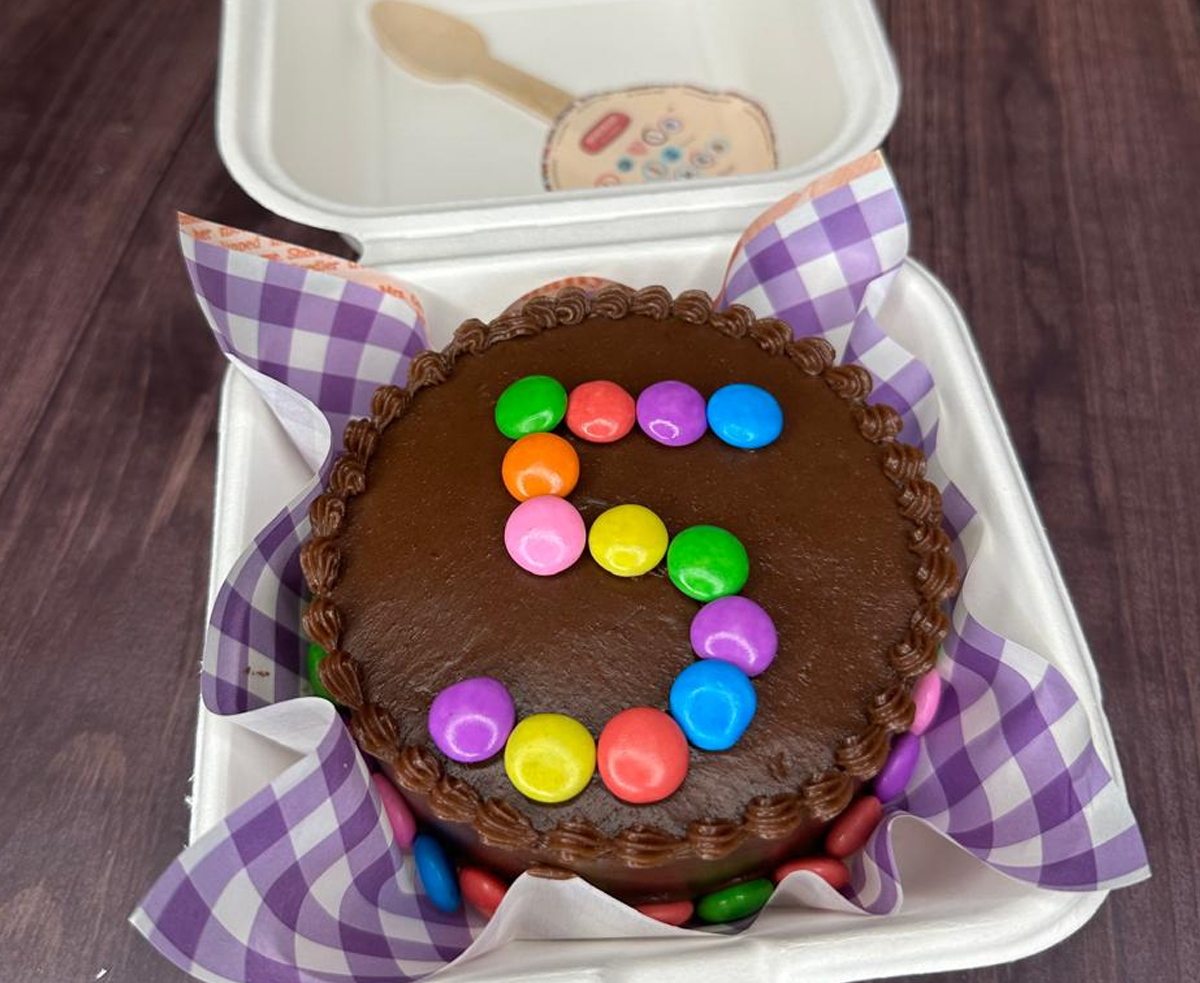 Gems Digit Bento cake